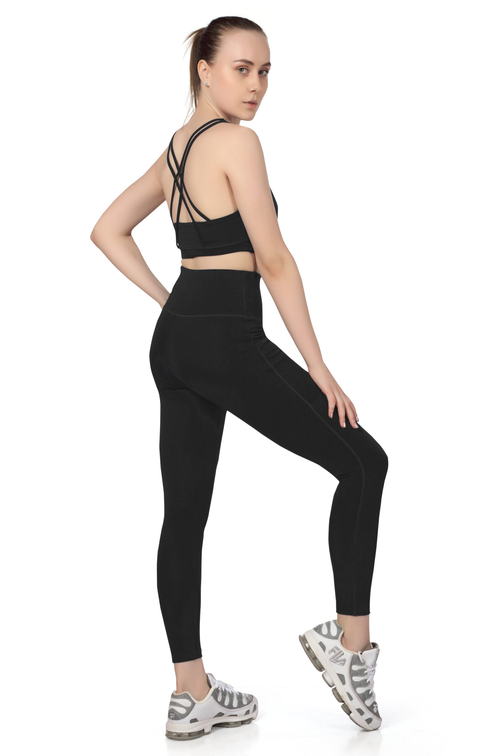 4 Cross Strap Back Sports Bra – Stylish & Supportive Fit