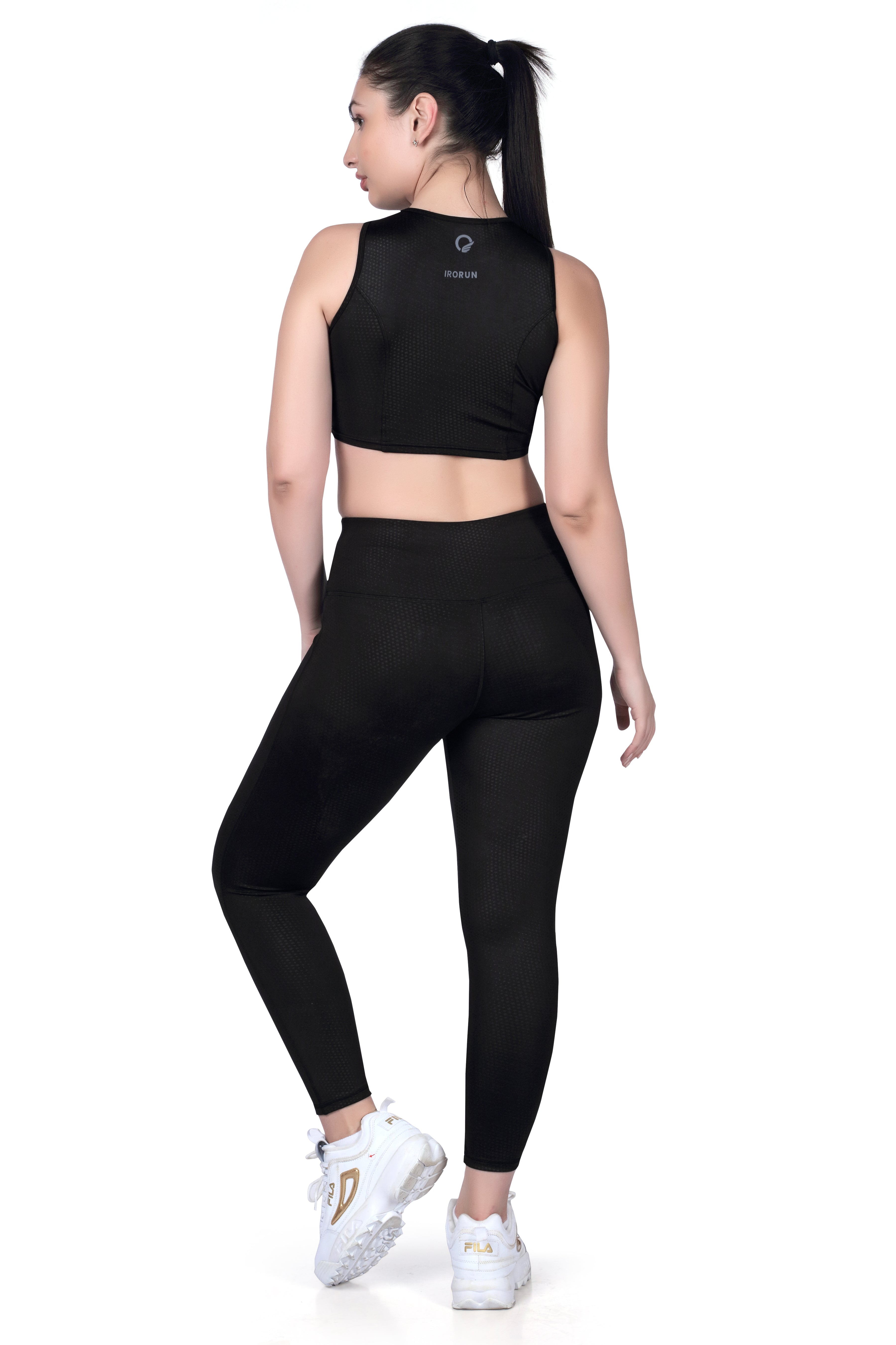 Sleeveless Round Neck Crop Top – Sculpt Fit