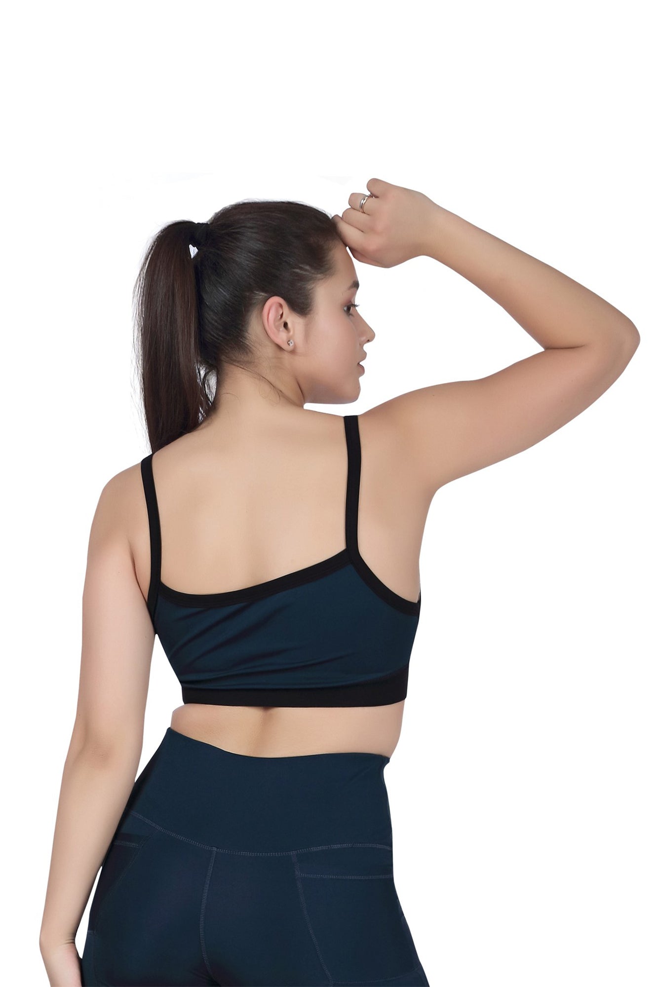 Square Neck Sports Bra – Clean Lines & High Comfort