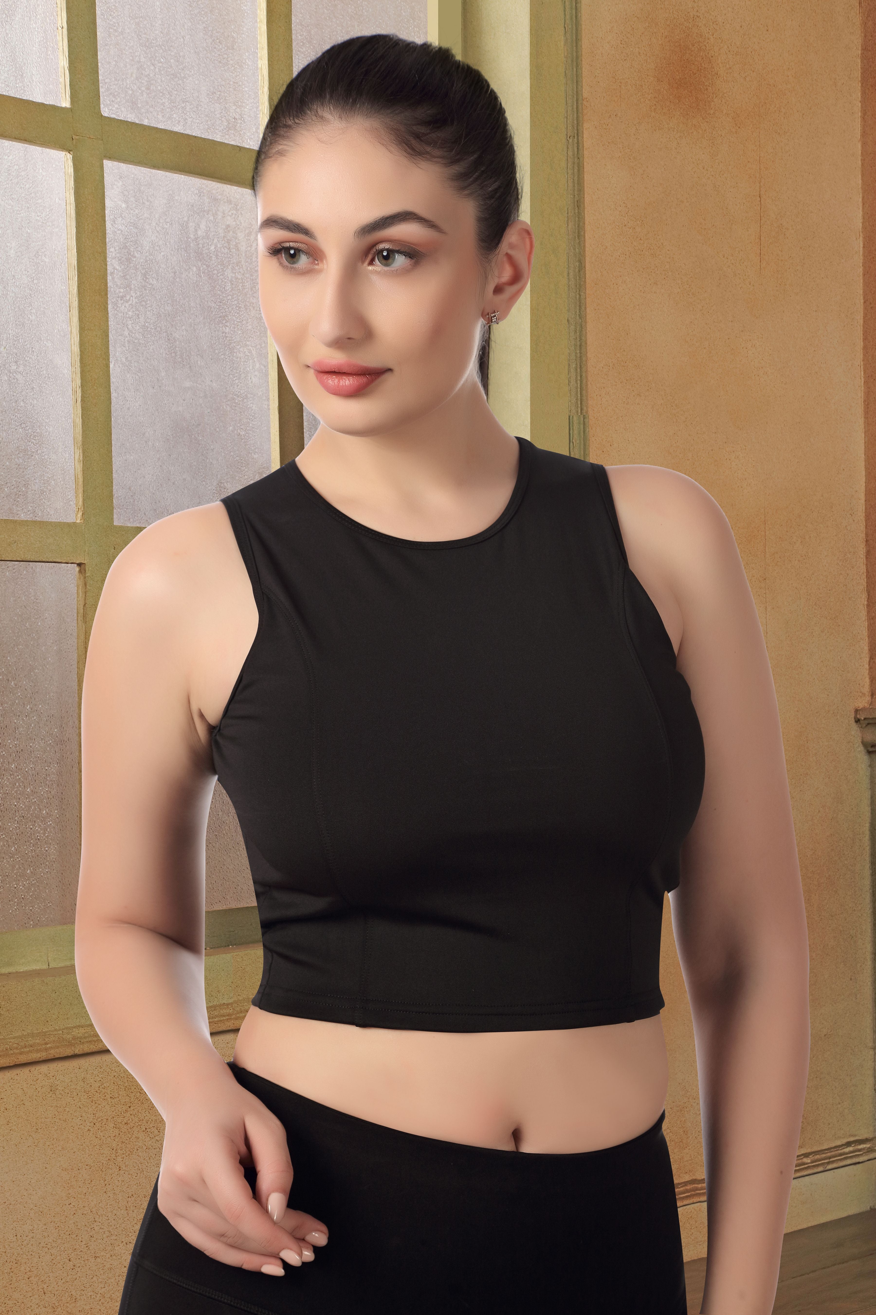 Sleeveless Round Neck Crop Top – Sculpt Fit