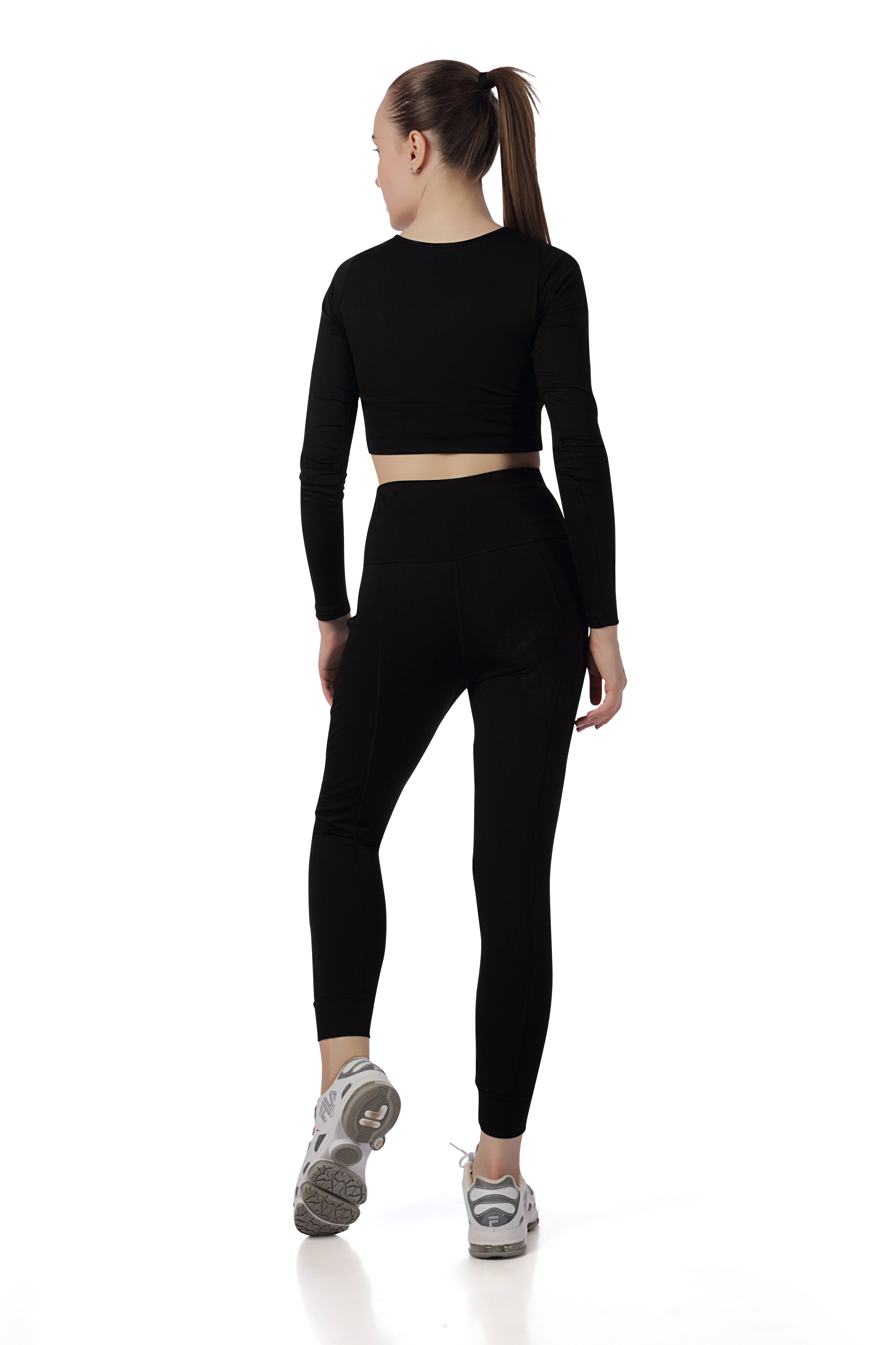 Square Neck Crop Top – Sleek Long Sleeve Fit