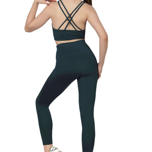 Ankle Cut Sports Pant – Breathable & Sculpting Fit