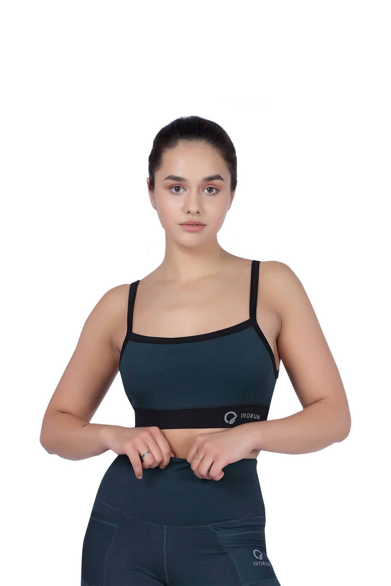 Square Neck Sports Bra – Clean Lines & High Comfort